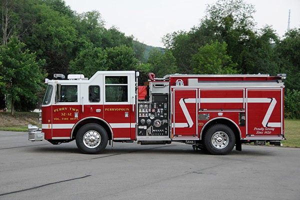 2012 Pierce saber fire engine pumper - new apparatus sales in PA - driver side