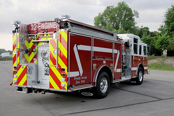 2012 Pierce saber fire engine pumper - new apparatus sales in PA - passenger rear