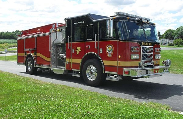 Pierce Saber fire engine pumper tanker - new fire apparatus sales in PA - passenger front