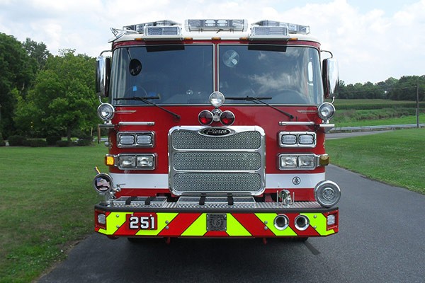 Pierce Arrow XT fire engine - new pumper sales in PA - front