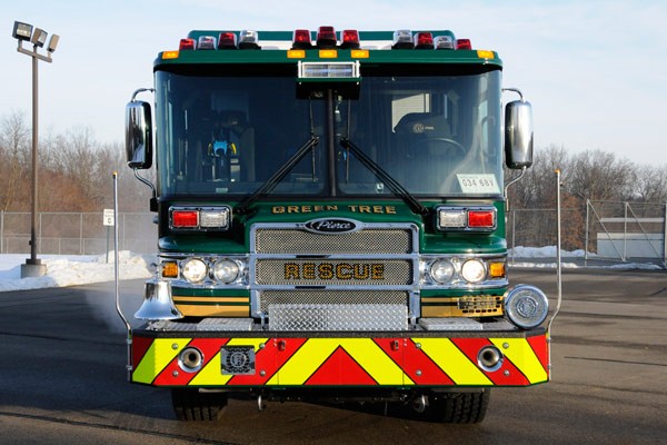 Pierce Quantum rescue fire apparatus - new fire rescue truck sales in PA - front