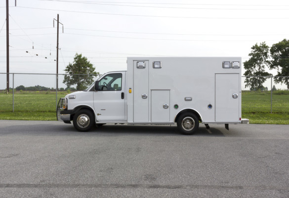 2015 Braun Signature Series Type III ambulance - Chevy G3500 - driver side