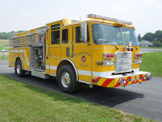 Pierce Arrow XT Pumper - Fire Engine - Passenger Front