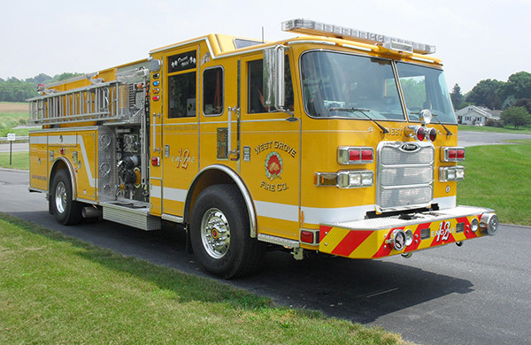 Pierce Arrow XT Pumper - Fire Engine - Passenger Front