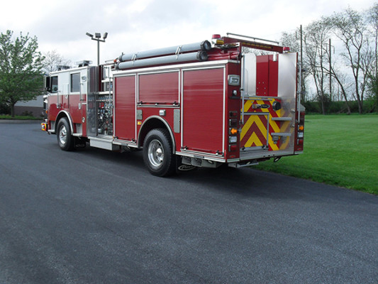 Blue Rock Fire Rescue - Pierce Arrow XT Pumper - Driver Rear