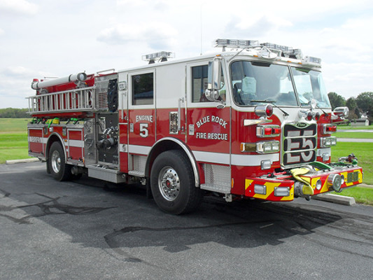 Blue Rock Fire Rescue - Engine 905 - Pierce Arrow XT Pumper Truck - Passenger Front