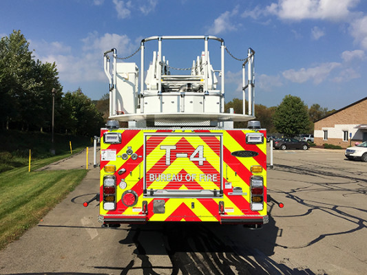 Pierce Arrow XT - 105' Heavy Duty Steel Aerial Ladder Fire Truck - Rear