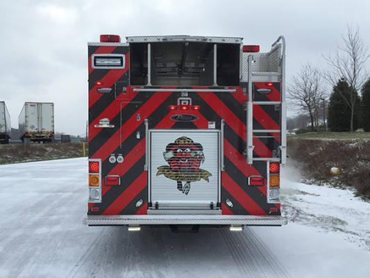 New Castle FD - Pierce Dash CF PUC Rescue Pumper - Fire Engine - rear