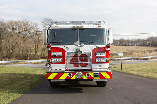 Swatara Twp - Pierce Arrow XT Pumper - Fire Engine - front