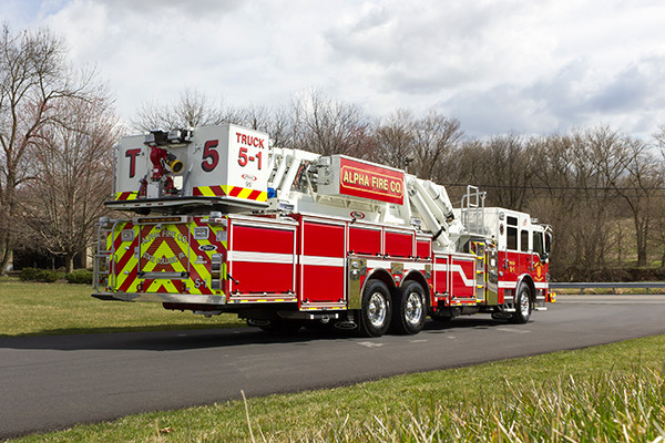 fire truck - 2016 Pierce Velocity mid-mount aerial platform - Alpha Fire Company - passenger rear