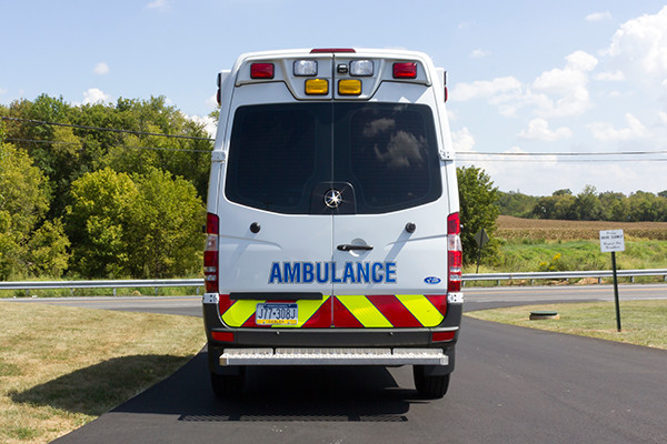 AMED - Demers Mirage EXE Type II Ambulance - Mercedes Sprinter - rear