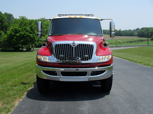 Fire Truck - 2011 Pierce International Dry Side Tanker - front