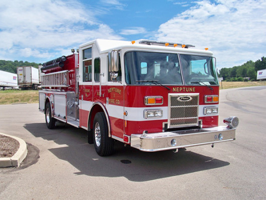 2011 Pierce Saber Pumper Tanker - passenger front