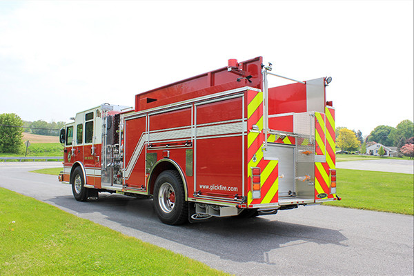 2014 Pierce Saber FR pumper - traditional fire engine - driver rear