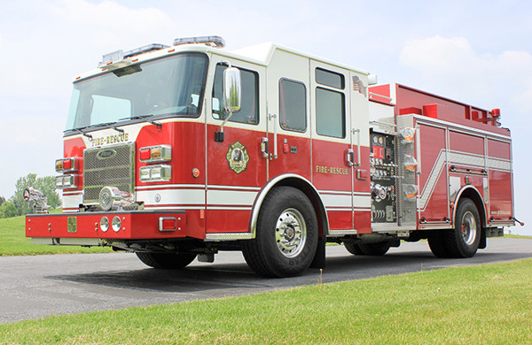 2014 Pierce Saber FR pumper - traditional fire engine - driver front