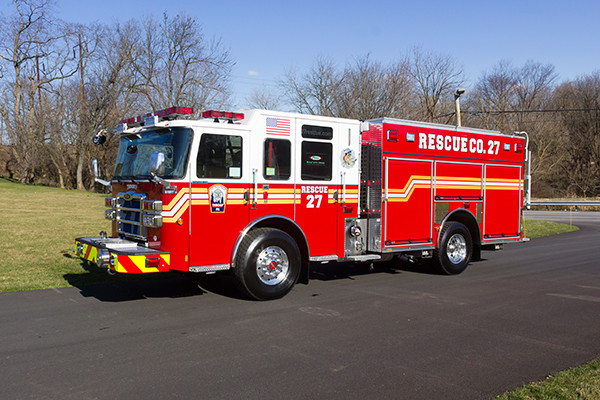 2015 Pierce Enforcer PUC pumper - fire engine - driver front