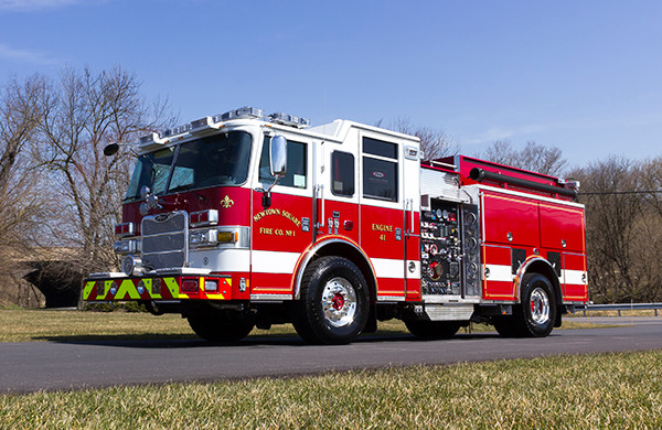 2016 Pierce Arrow XT pumper - fire engine - driver front