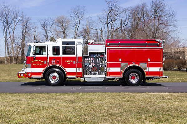 2016 Pierce Arrow XT pumper - fire engine - driver side