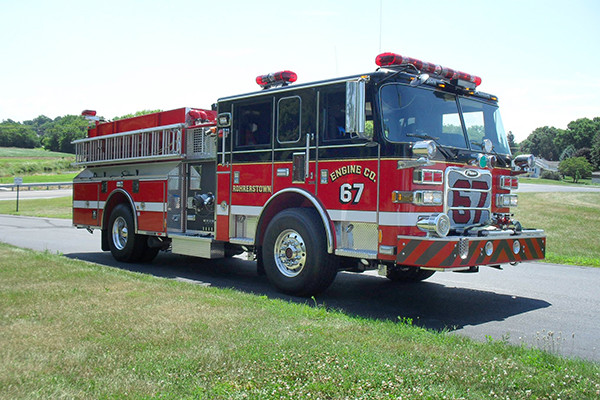 24348 Pierce Arrow XT pumper - Rohrerstown FC - passenger front