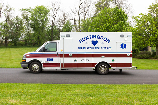 Braun Chief XL Type III ambulance - Huntingdon Ambulance Authority - driver side