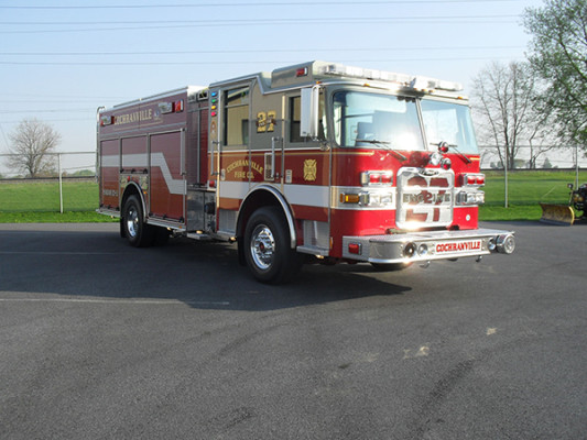 2010 Pierce Arrow XT - PUC rescue pumper - passenger front