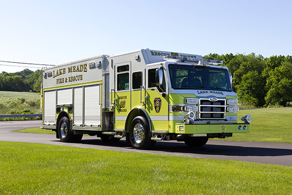 2016 Pierce Impel - PUC rescue pumper - passenger front