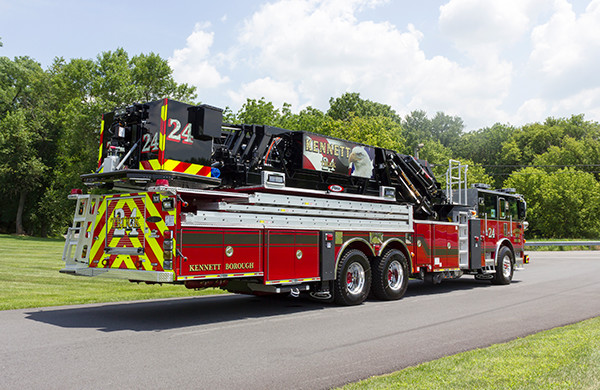 2016 Pierce Arrow XT 75' mid-mount aerial platform - ladder fire truck - passenger rear