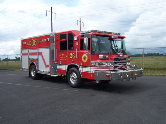 2009 Pierce Quantum - PUC rescue pumper - fire engine - passenger front