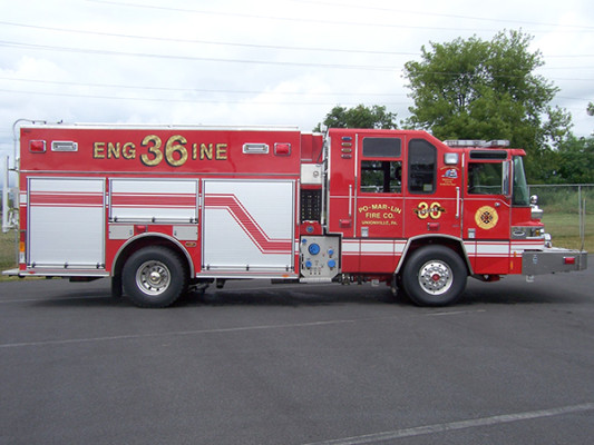 2009 Pierce Quantum - PUC rescue pumper - fire engine - passenger side