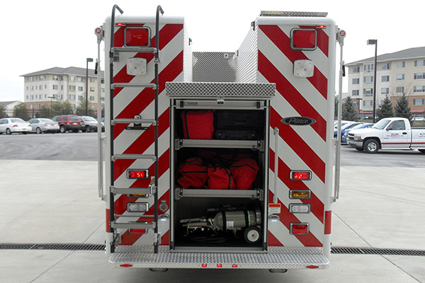 2009 Pierce Saber - heavy duty non-walk-in rescue - rear