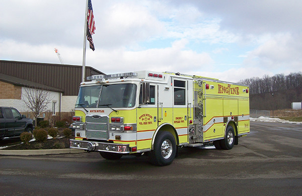 2009 Pierce Arrow XT PUC rescue pumper - fire engine - driver side front