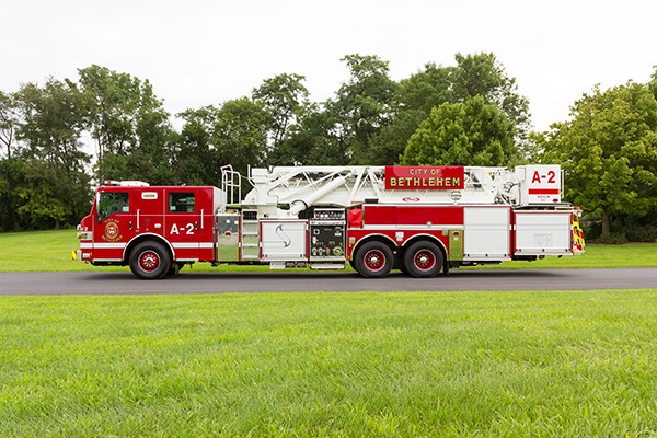 2016 Pierce Velocity mid-mount - 95' aerial platform fire truck - driver side