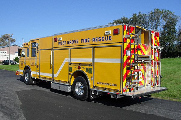 2009 Pierce Arrow XT heavy duty rescue pumper - new rescue fire engine - driver rear