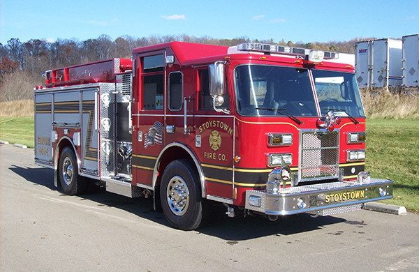 2009 Pierce Contender pumper - fire engine - passenger front