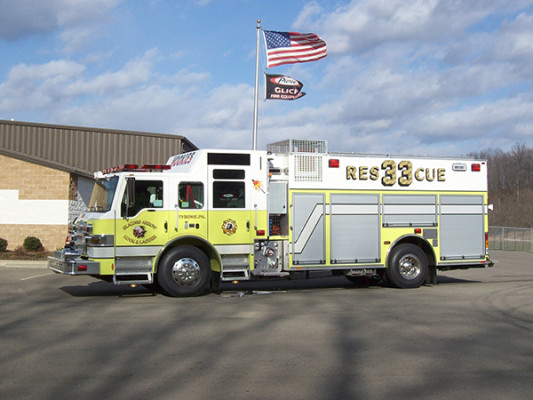 2009 Pierce Velocity - custom pumper fire engine - driver side