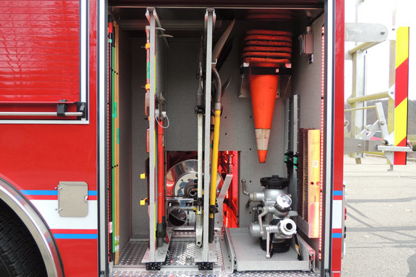 custom tool mounting - new rescue fire engine sales - 2016 Pierce Enforcer