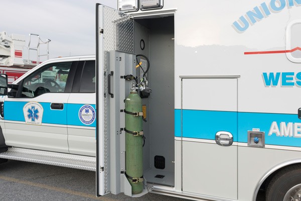 EZ-O2 lift - type 1 ambulance sales in PA - Braun Liberty - Glick Fire Equipment