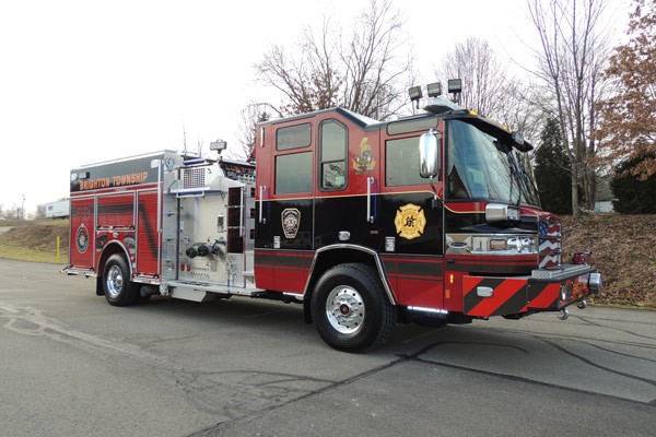 2017 Pierce Quantum pumper - fire engine sales and service - passenger front