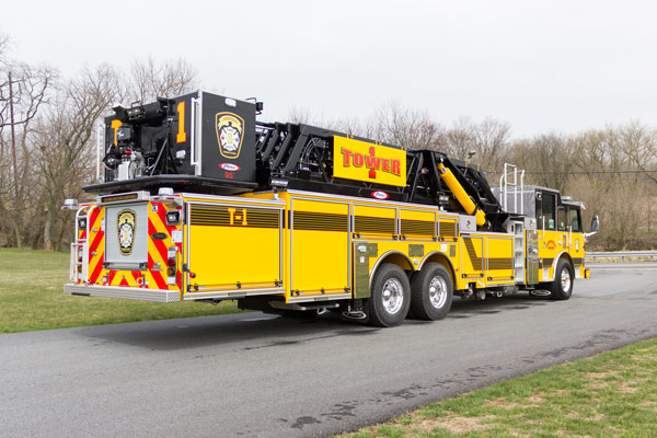 Pierce-Arrow-XT-new-95'-midmount-aerial-platform-30071-Chambersburg ...