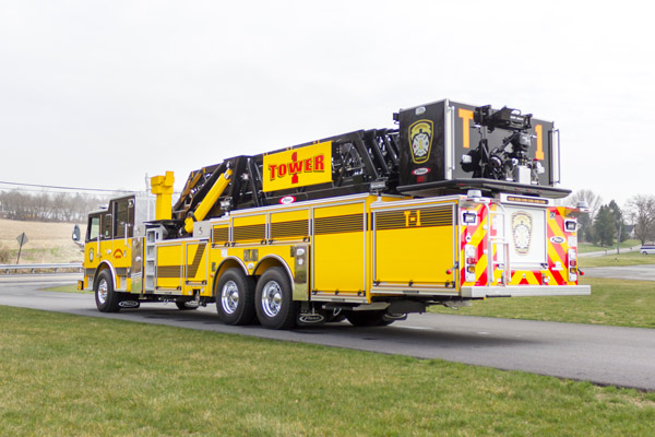 Pierce-Arrow-XT-new-95'-midmount-aerial-platform-30071-Chambersburg ...