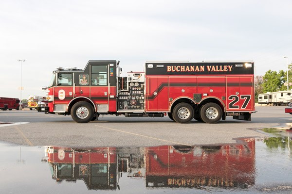 new rescue pumper in PA - 2017 Pierce Arrow XT fire rescue engine - driver side