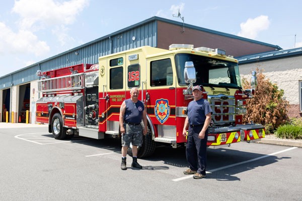 new fire engine sales in PA - 2017 Pierce enforcer pumper - Vigilant Hose Company