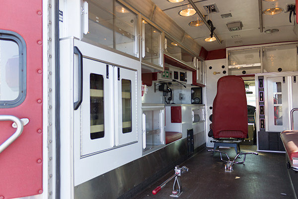 used-ambulance-type-iii-Braun-051