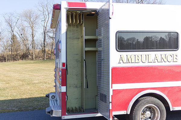 used-ambulance-type-iii-Braun-059