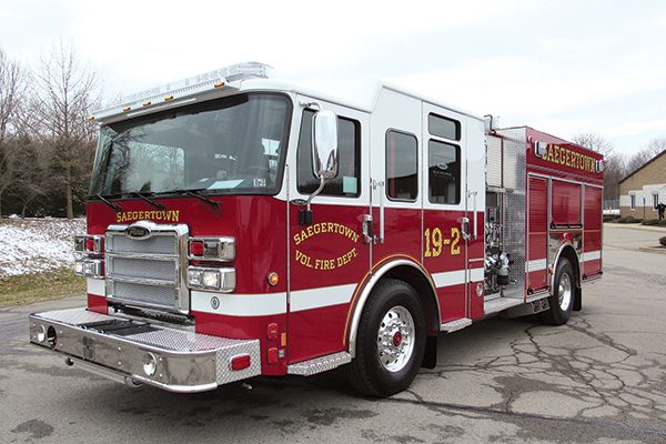 SAEGERTOWN VOL FIRE DEPT - Pierce Enforcer Pumper