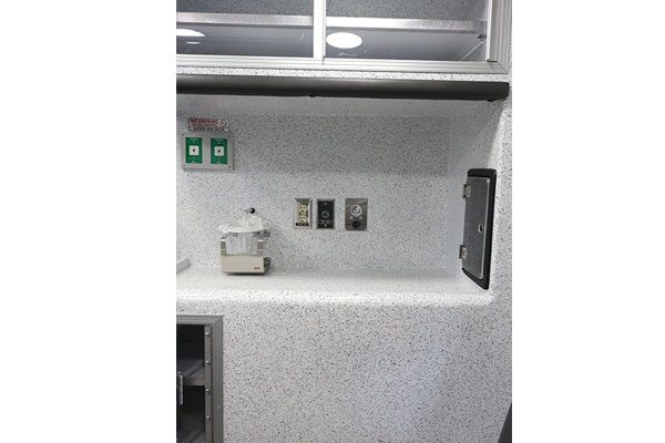 B07914-aluminum-countertop