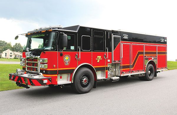 BIRDSBORO UNION FIRE DEPT Pierce Enforcer PUC Pumper