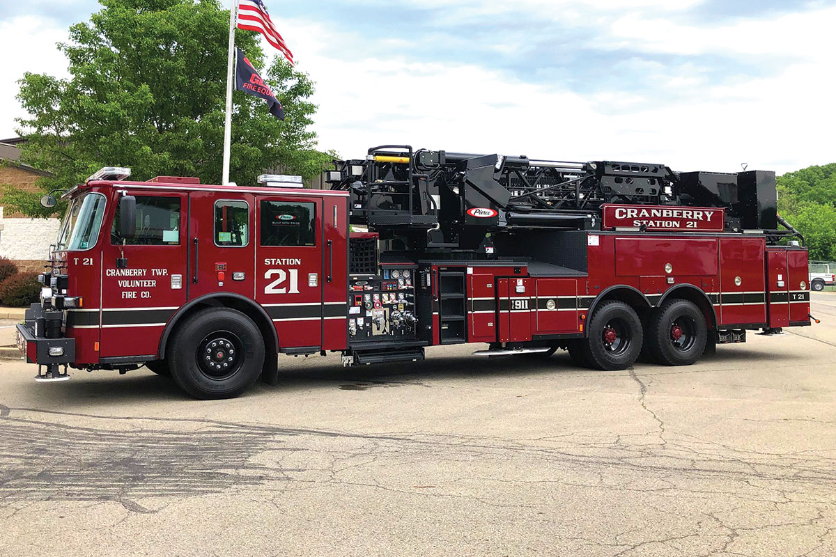 Cranberry Twp Vol Fire Co Pierce Arrow Xt 100 Mid Mount Aerial Tower