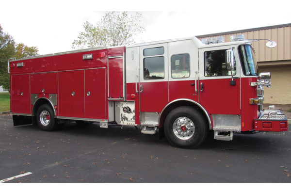 LEVITTOWN FIRE COMPANY No 2 Pierce PUC Rescue Pumper