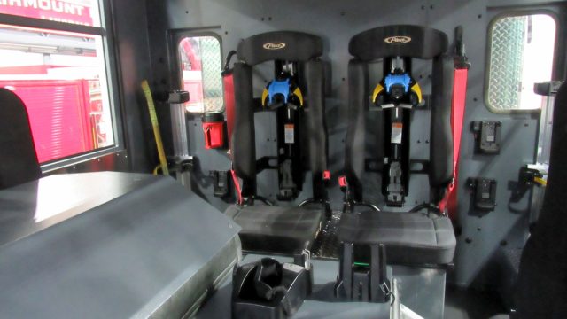 37886-interior3